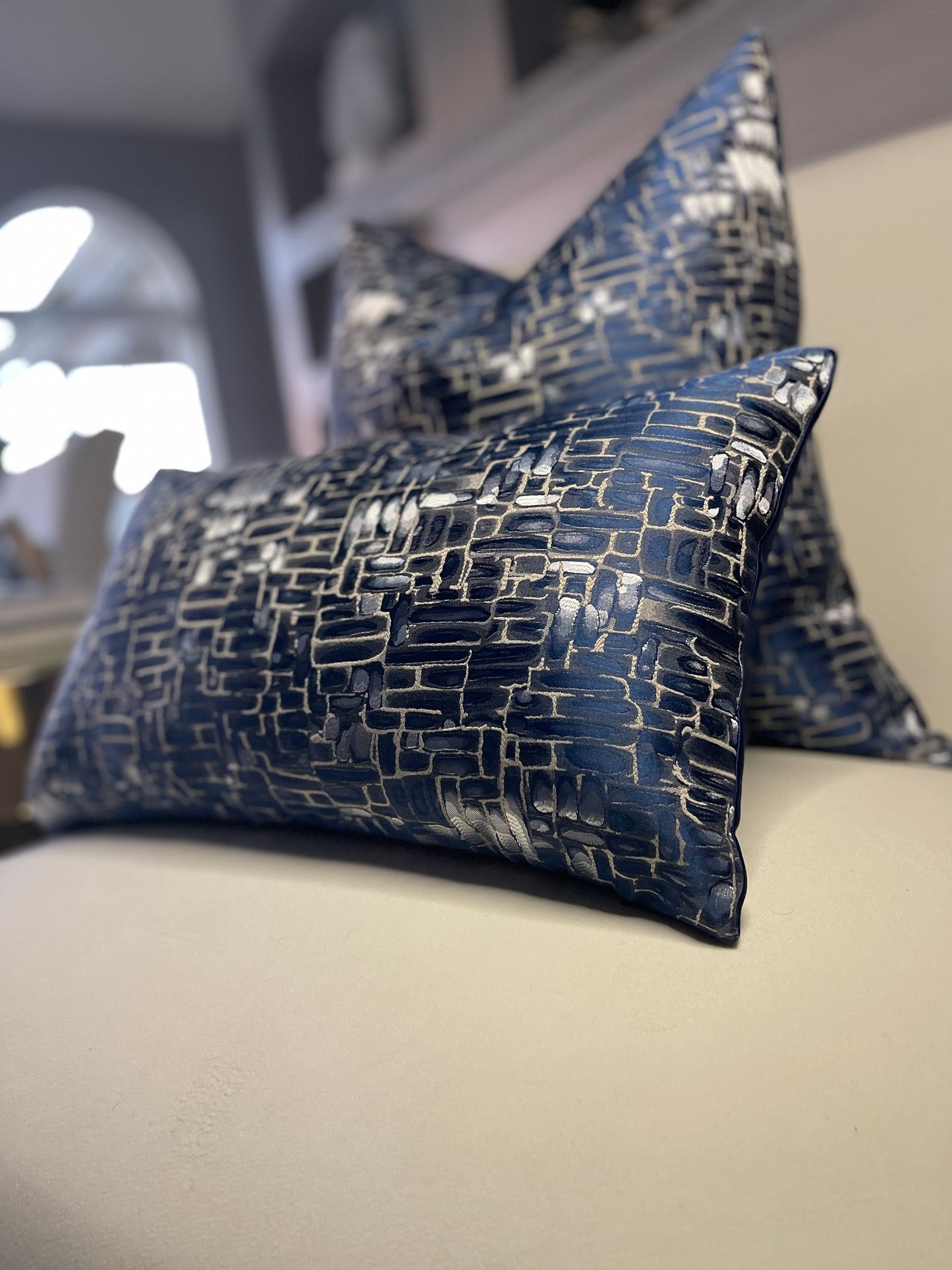 MIDNIGHT BLUES PILLOW