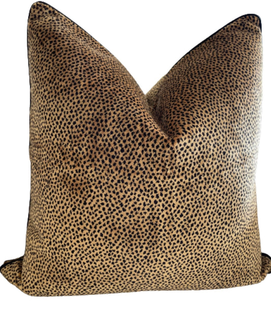 Cheetah Print Pillow "Safari Collection"